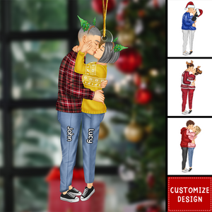 Personalized Couple Kiss&Hug Romantic Ornament - Gift For Couple
