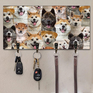 A Bunch Of Akita Inus Key Hanger