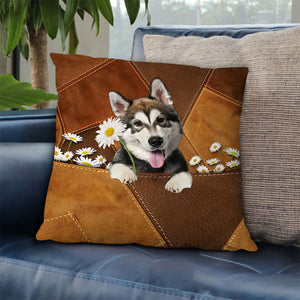 Alaskan Malamute Holding Daisy Pillow Case
