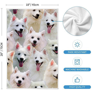 A Bunch Of American Eskimos Kitchen Towel