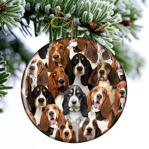 A Bunch Of Basset Hounds Porcelain/Ceramic Ornament