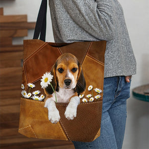 Beagle Holding Daisy All Over Printed Tote Bag