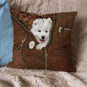Samoyed Holding Daisy Pillow Case