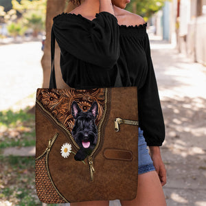 Scottish Terrier Holding Daisy Tote Bag