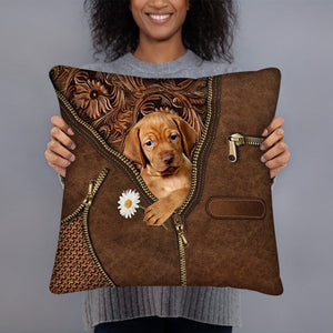 Vizsla Holding Daisy Pillow Case