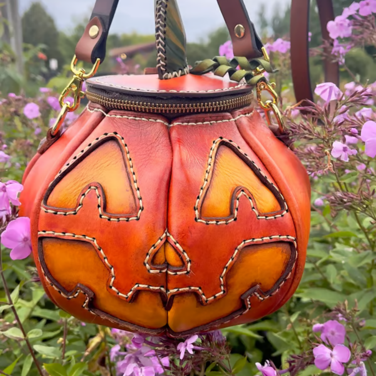 The Great Purely handmade leather Pumpkin Bag
