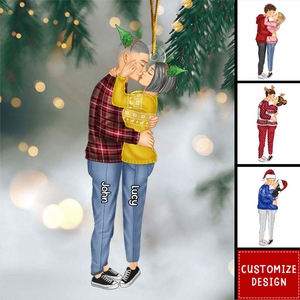 Personalized Couple Kiss&Hug Romantic Ornament - Gift For Couple
