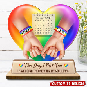 Personalized The Day I Met You Heart Hand Wood Plaque - Gift For Couples And Partners