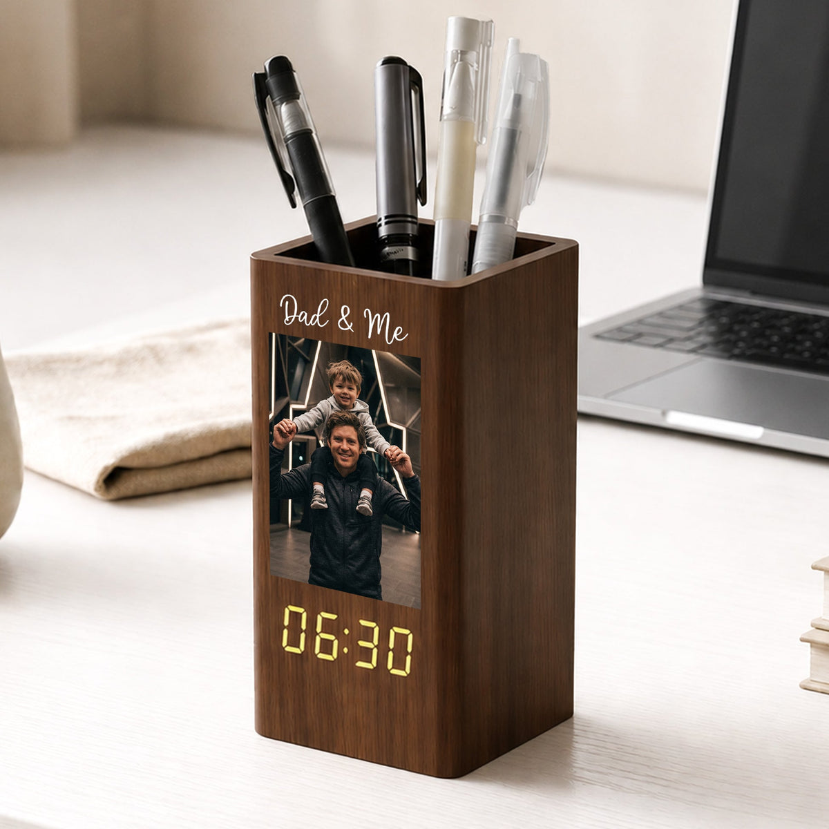 Father's Day Gifts, Dad & Me - Personalized Pen Holder With Clock
