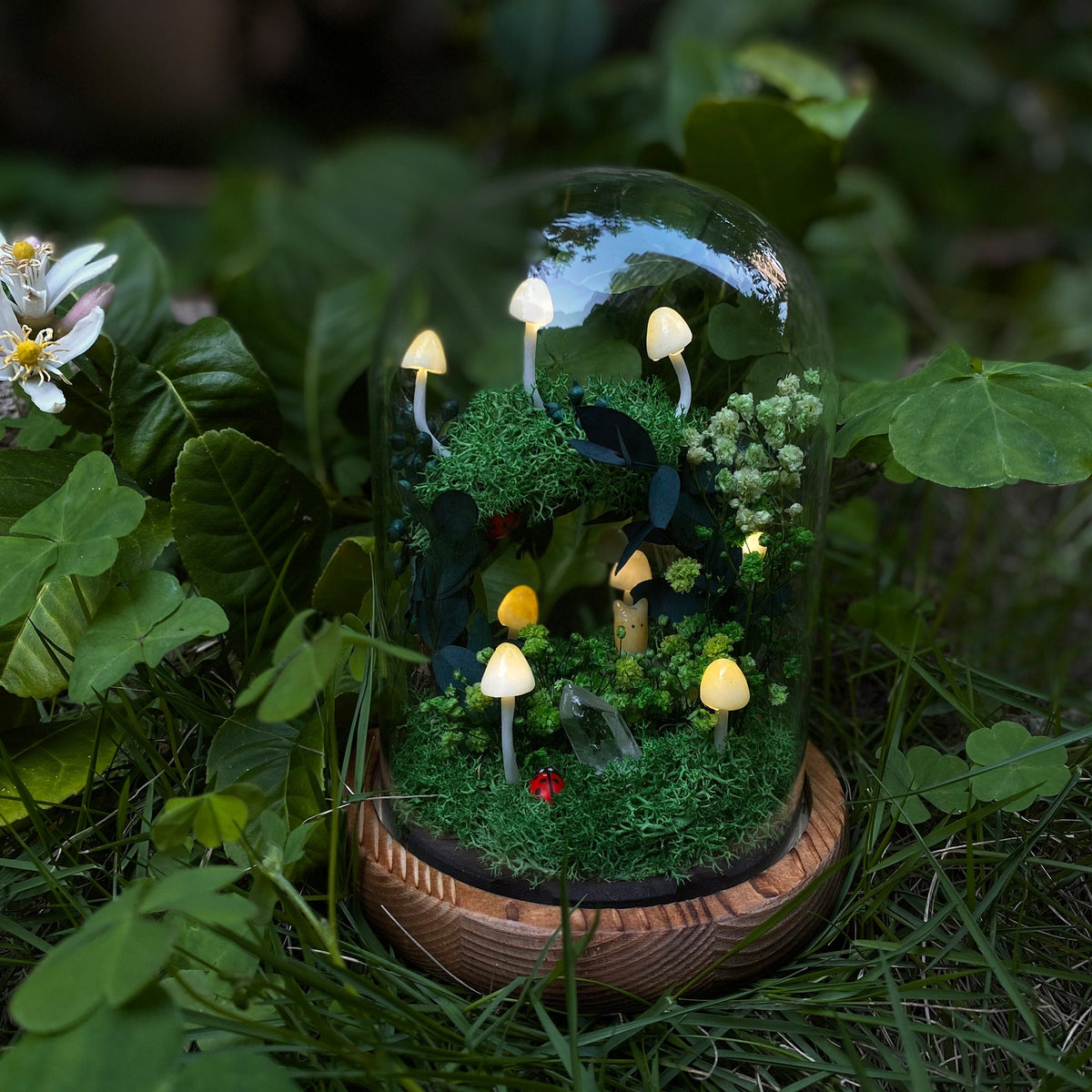 Cute Mushroom Wreath Lamp Crystal Handmade Night Light