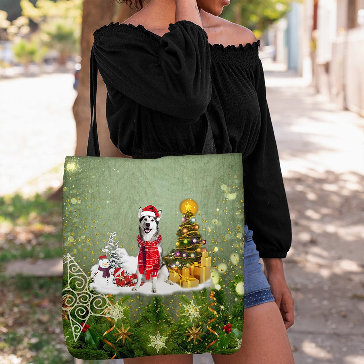 Alaskan Malamute Merry Christmas Tote Bag