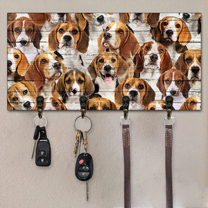 A Bunch Of Beagles Key Hanger