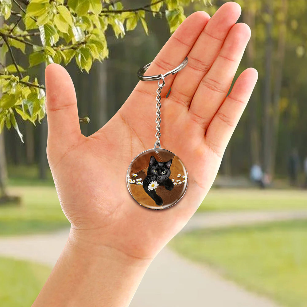 Black Cat  Mountain Holding Daisy-Round Resin Epoxy Metal Keychain