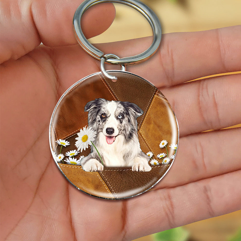 Border Collie Mountain Holding Daisy-Round Resin Epoxy Metal Keychain