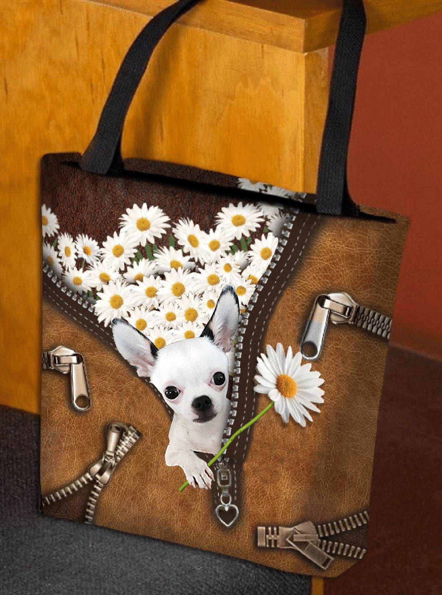 Chihuahua Daisy Women Tote Bag