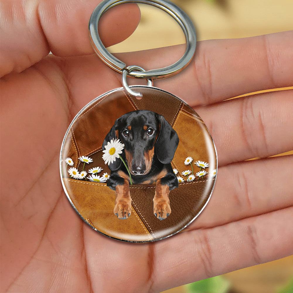 Dachshund02Holding Daisy-Round Resin Epoxy Metal Keychain