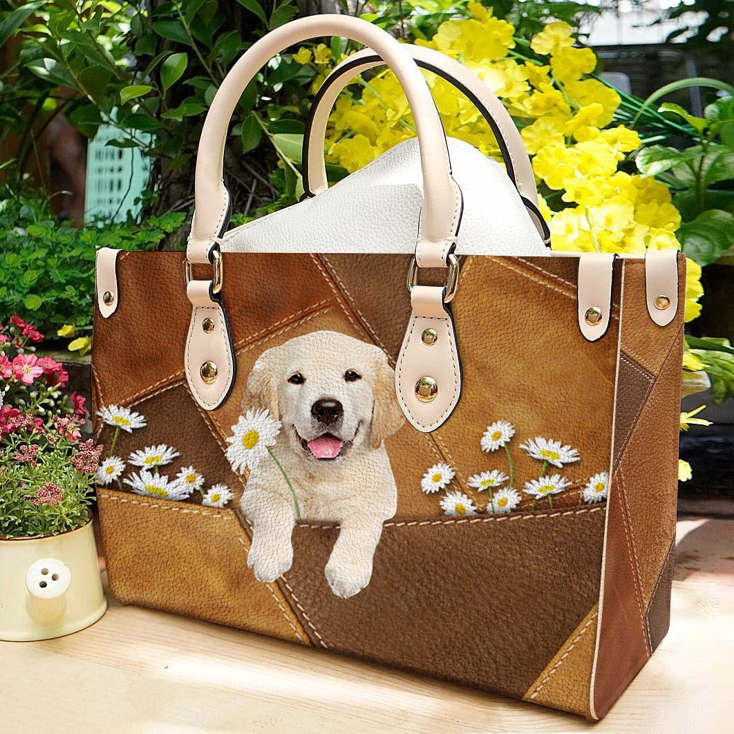 Golden Retriever 2 Holding Daisy Leather Bag