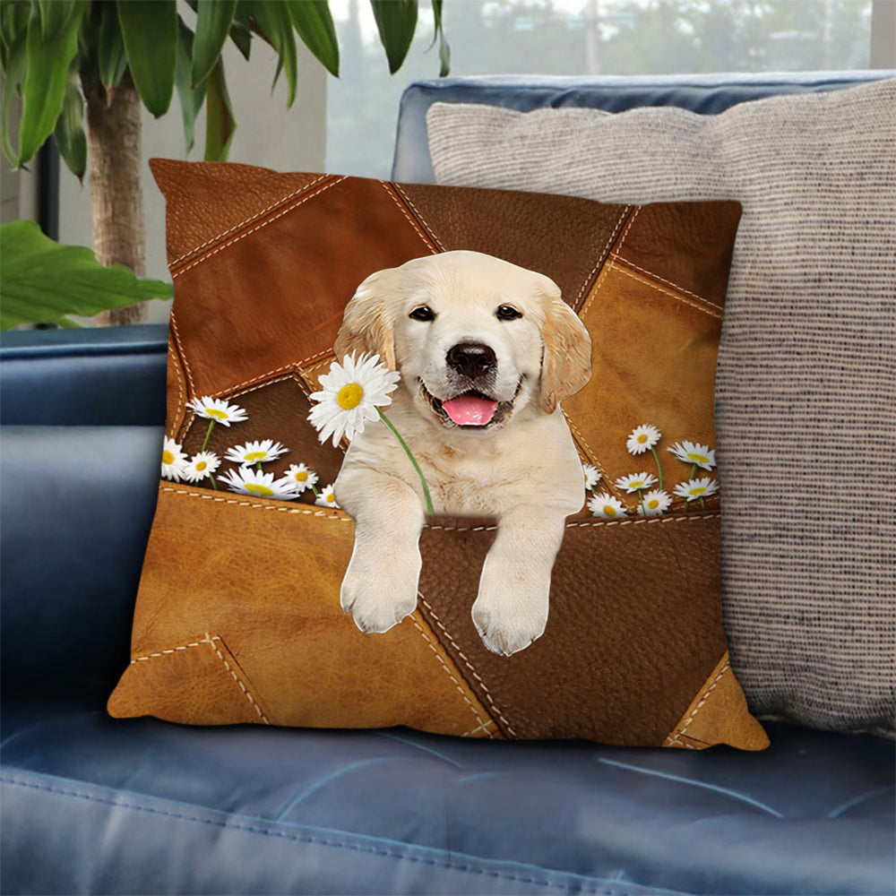 Golden Retriever Holding Daisy Pillow Case