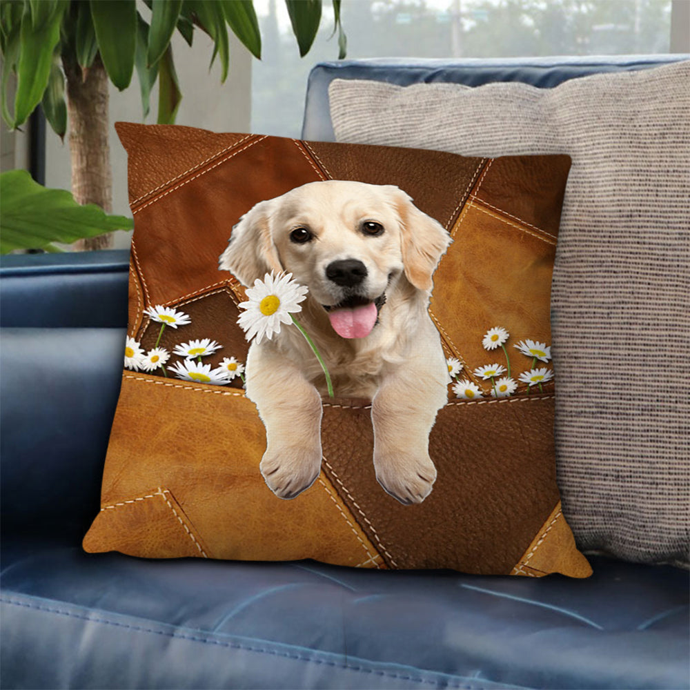 Golden Retriever 2 Holding Daisy Pillow Case