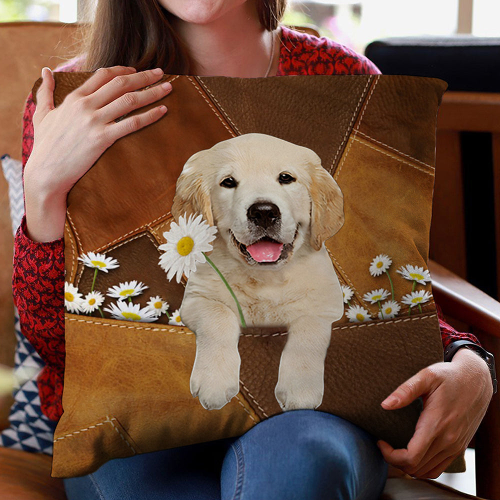 Golden Retriever Holding Daisy Pillow Case