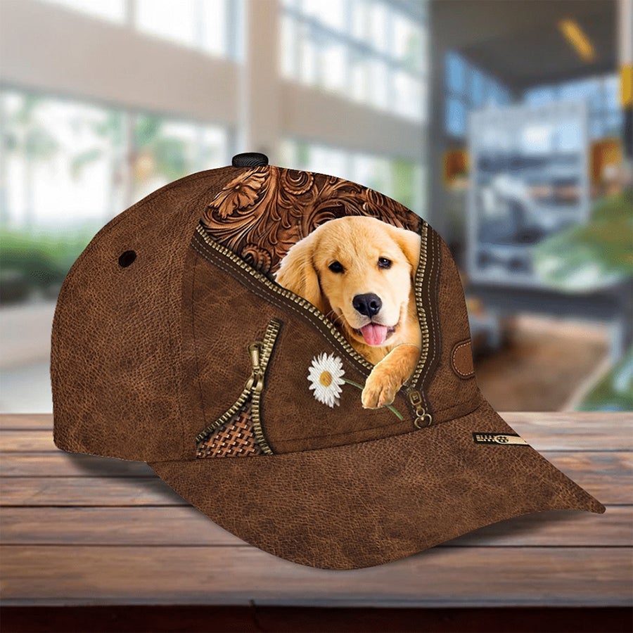 Golden Retriever Holding Daisy Unisex Cap