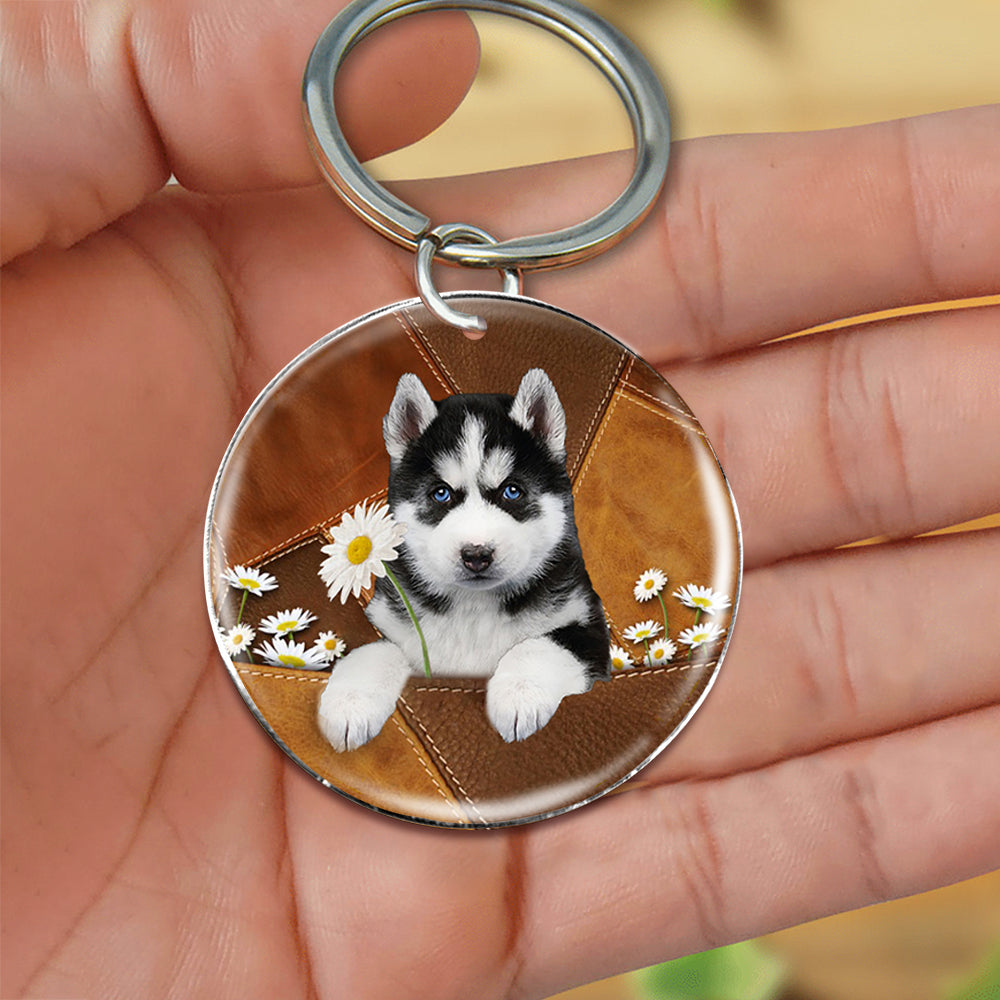 Husky Holding Daisy-Round Resin Epoxy Metal Keychain