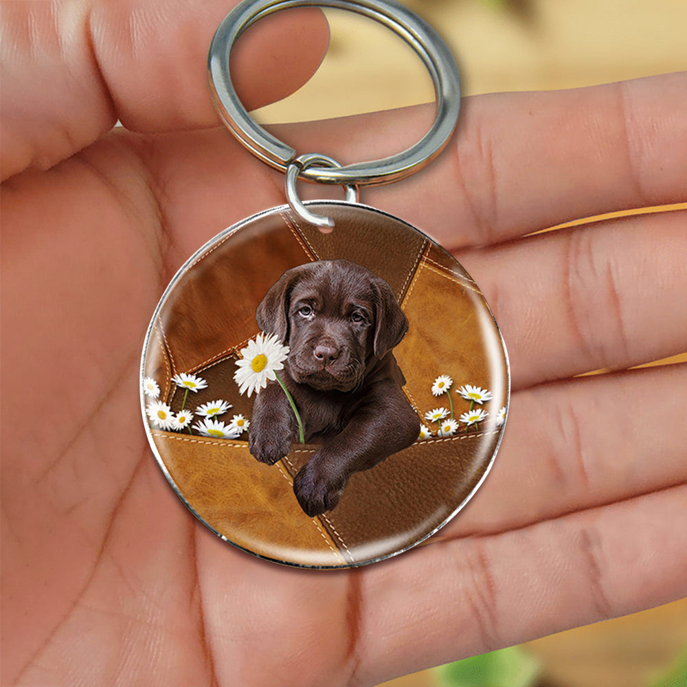 Labrador Retriever 03 Holding Daisy-Round Resin Epoxy Metal Keychain