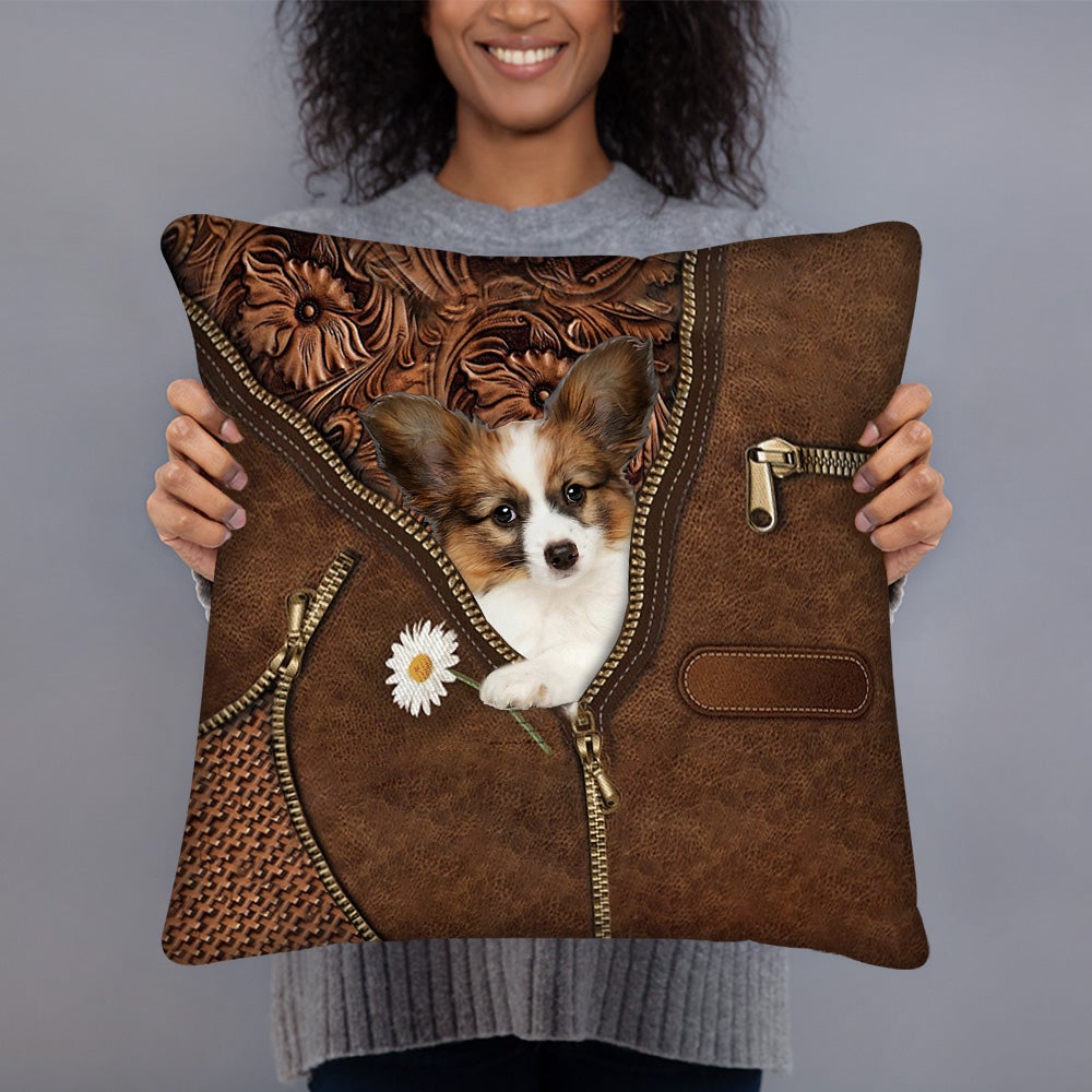 Papillon Holding Daisy Pillow Case