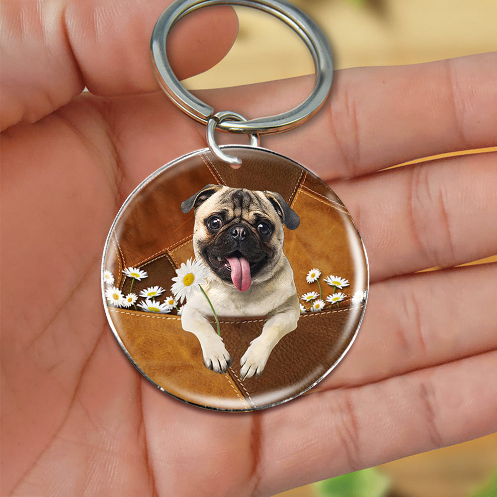 Pug02Holding Daisy-Round Resin Epoxy Metal Keychain