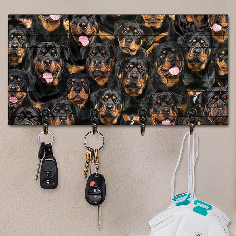 A Bunch Of Rottweilers Key Hanger